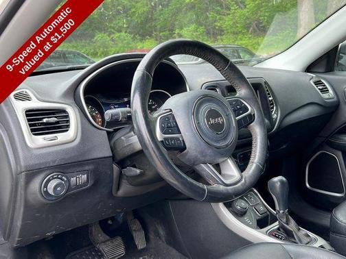 White Clearcoat 2018 Jeep Compass Latitude