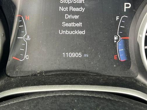 White Clearcoat 2018 Jeep Compass Latitude