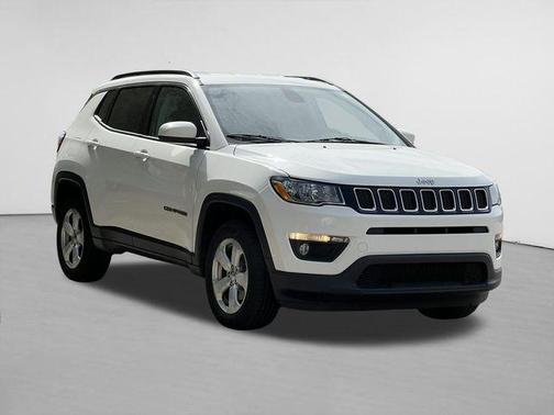 White Clearcoat 2018 Jeep Compass Latitude