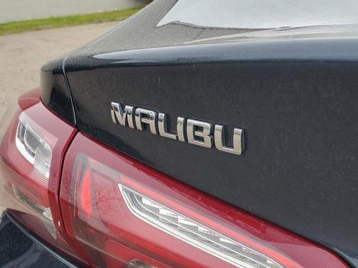 2021 Chevrolet Malibu FWD LT