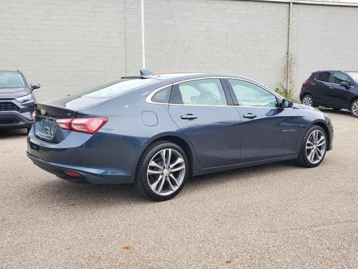 2021 Chevrolet Malibu FWD LT