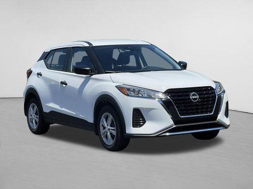 Fresh Powder 2024 Nissan Kicks S