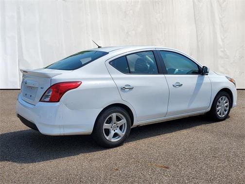 2019 Nissan Versa 1.6 SV