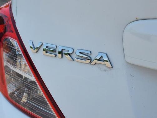 2019 Nissan Versa 1.6 SV