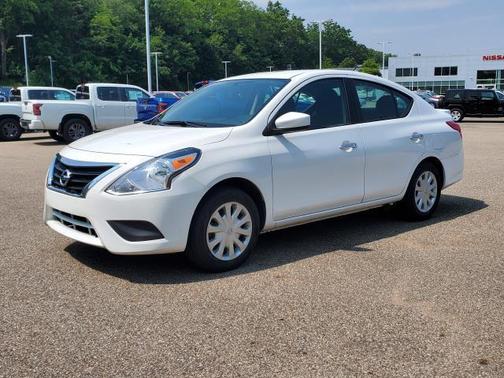 2019 Nissan Versa 1.6 SV