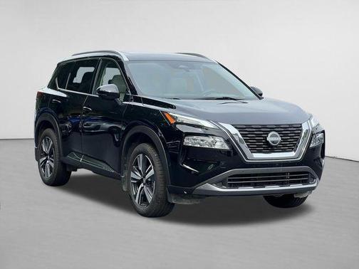 Super Black 2023 Nissan Rogue SL