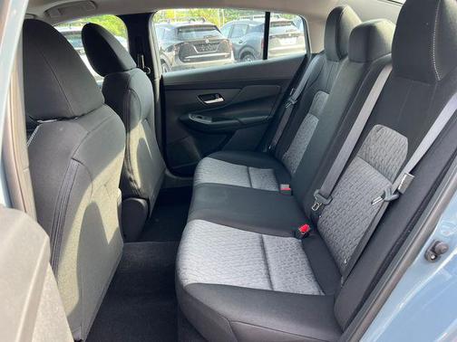 Kbz 2027 Nissan Sentra SV