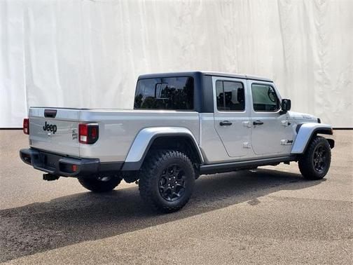 2023 Jeep Gladiator Willys 4x4