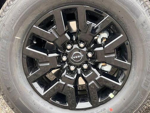 Glacier White 2026 Nissan Frontier SV