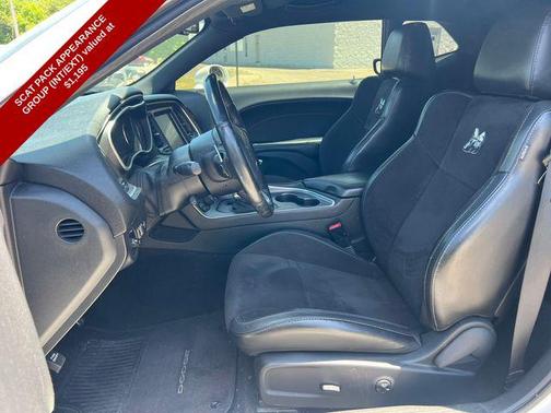 Bright White Clearcoat 2016 Dodge Challenger R/T Scat Pack