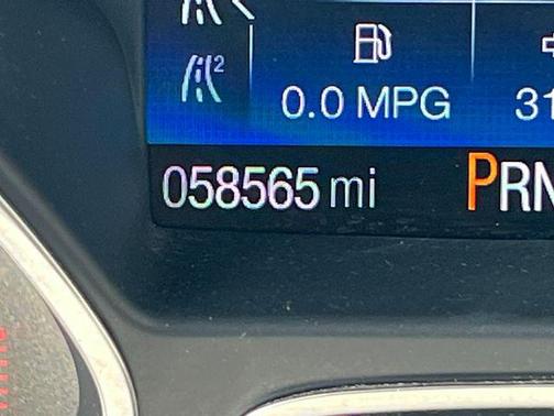 Ingot Silver 2017 Ford Escape SE