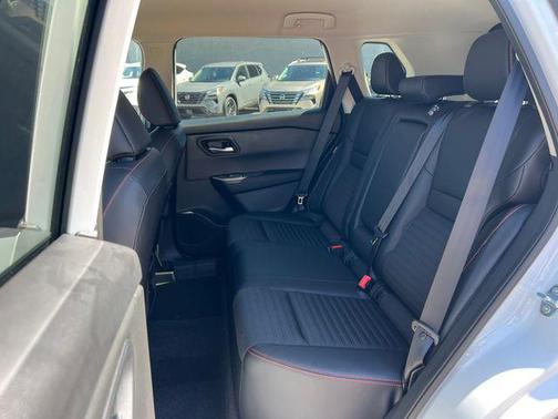 Everest White Pearl Tricoat 2026 Nissan Rogue Rock Creek
