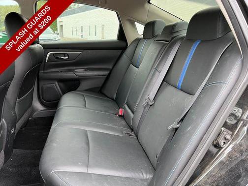Super Black Clearcoat 2018 Nissan Altima 2.5 SR