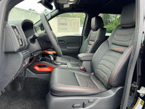 Super Black 2026 Nissan Frontier PRO-4X