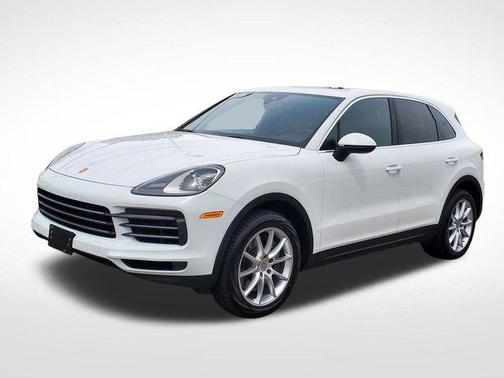2023 Porsche Cayenne Platinum Edition