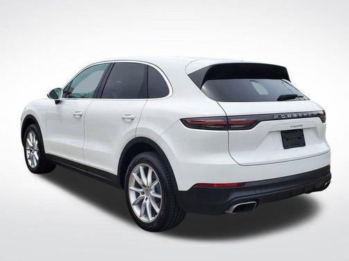 2023 Porsche Cayenne Platinum Edition