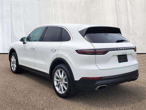 2023 Porsche Cayenne Platinum Edition