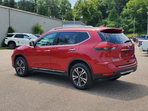 2017 Nissan Rogue SL