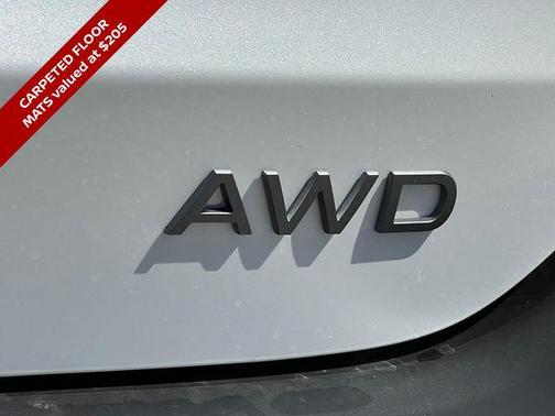 Aspen White/Super Black 2026 Nissan Kicks SV