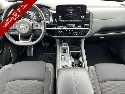 2025 Nissan Pathfinder SV 4WD