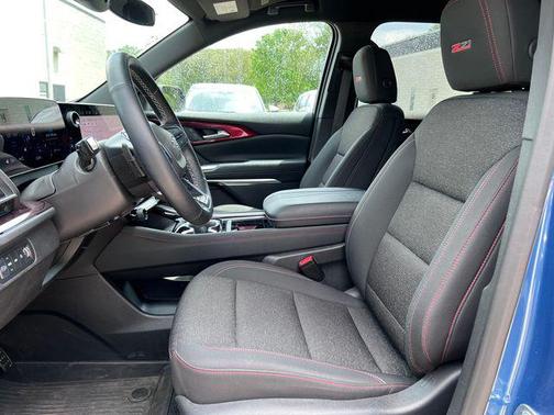 Lakeshore Blue Metallic 2024 Chevrolet Traverse AWD Z71
