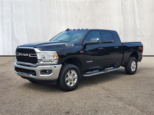 2022 RAM 2500 Big Horn Mega Cab 4x4 6'4'' Box