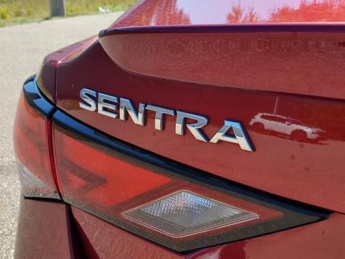 2022 Nissan Sentra SR