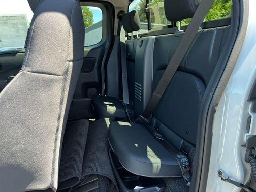 Glacier White 2026 Nissan Frontier S