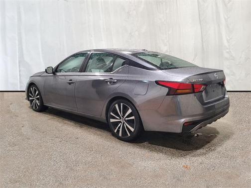 2020 Nissan Altima SR FWD