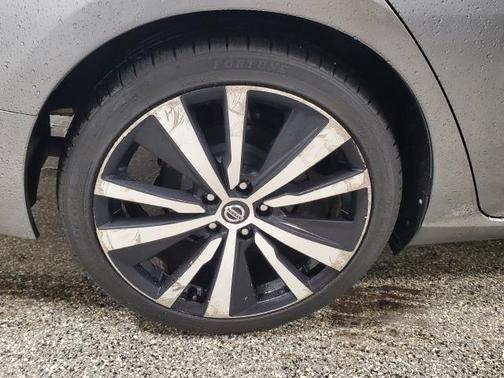 2020 Nissan Altima SR FWD