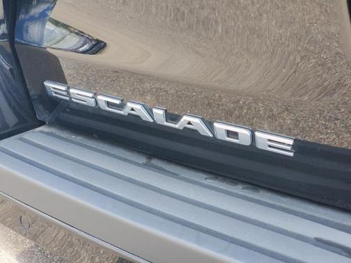 2018 Cadillac Escalade ESV Platinum