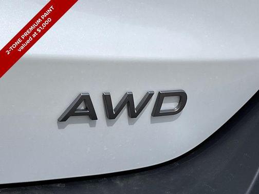 Aspen White/Super Black 2026 Nissan Kicks SV