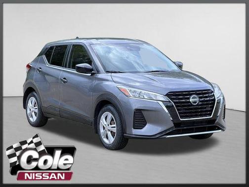 Gun Metallic 2021 Nissan Kicks S