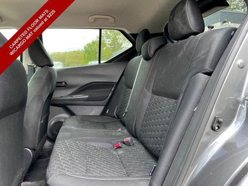 Gun Metallic 2021 Nissan Kicks S