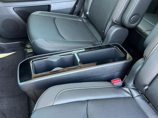 Super Black 2026 Nissan Pathfinder SL