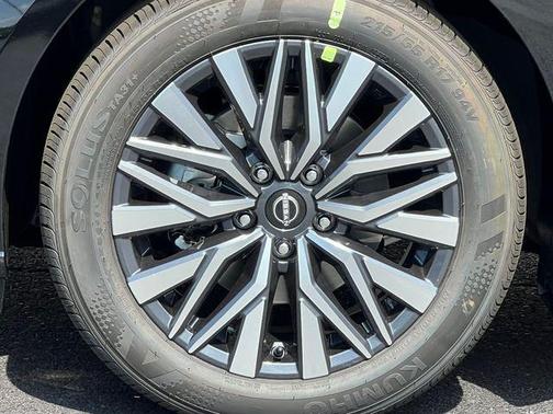 Super Black Clearcoat 2026 Nissan Altima 2.5 SV