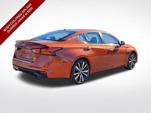 2022 Nissan Altima SR VC-Turbo FWD