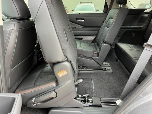 Gun Metallic 2026 Nissan Pathfinder Platinum