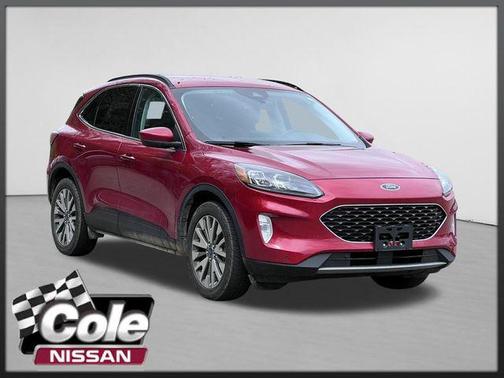 Rapid Red Metallic Tinted Clearcoat 2022 Ford Escape Titanium