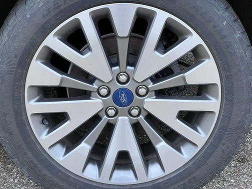 Rapid Red Metallic Tinted Clearcoat 2022 Ford Escape Titanium