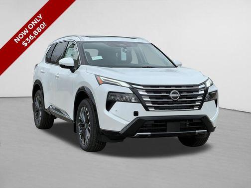 Everest White Pearl Tricoat 2026 Nissan Rogue Platinum