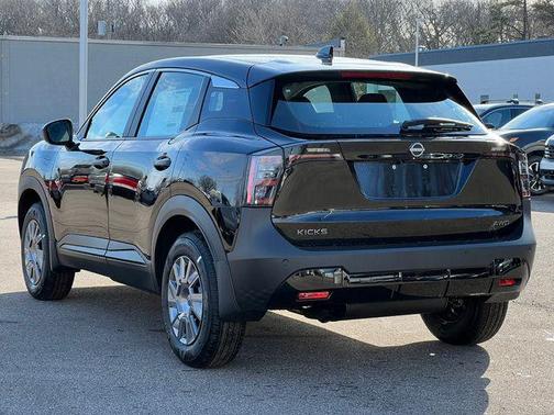 2026 Nissan Kicks S