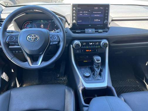 Silver Sky Metallic 2022 Toyota RAV4 Limited