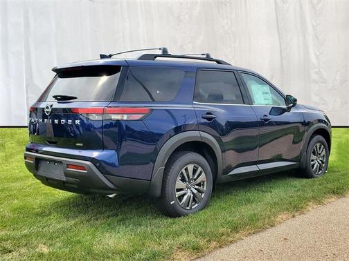 2025 Nissan Pathfinder SV 4WD