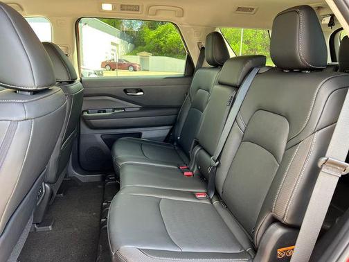 Scarlet Ember Tintcoat 2026 Nissan Pathfinder SL