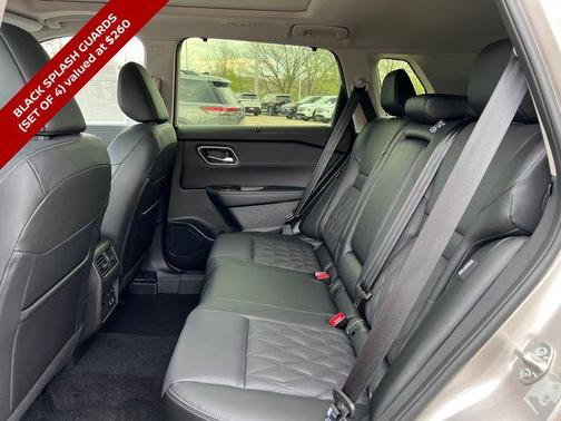 Champagne Silver Metallic 2026 Nissan Rogue Platinum