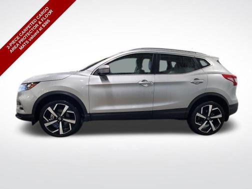 2022 Nissan Rogue Sport SL