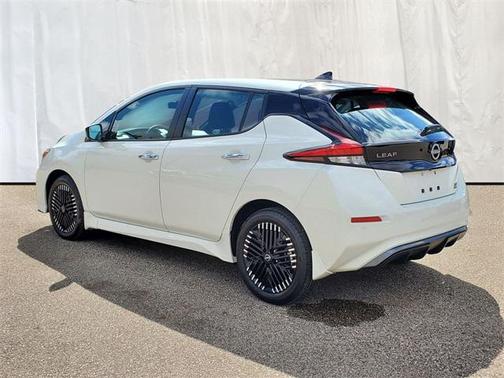 2024 Nissan Leaf SV PLUS