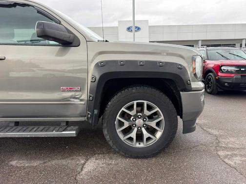 Pepperdust Metallic 2017 GMC Sierra 1500 SLT