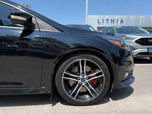 2017 Ford Focus ST Base